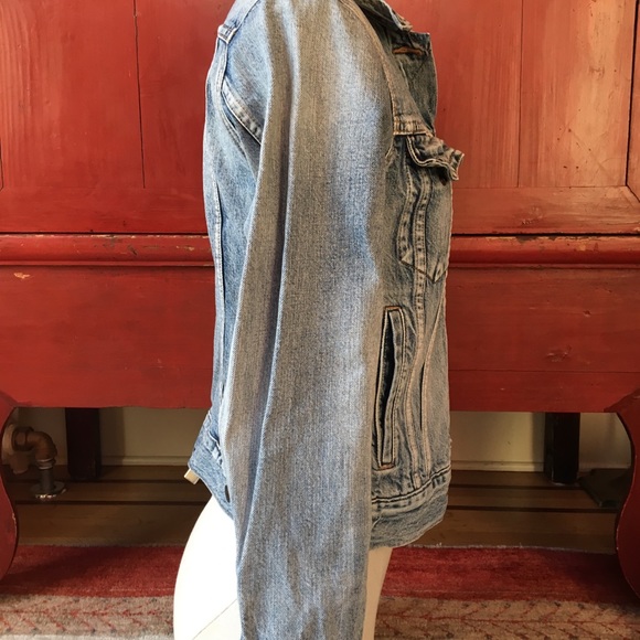 J Crew Indigo Jean Jacket, Distressed, Sz Medium - Picture 3 of 5
